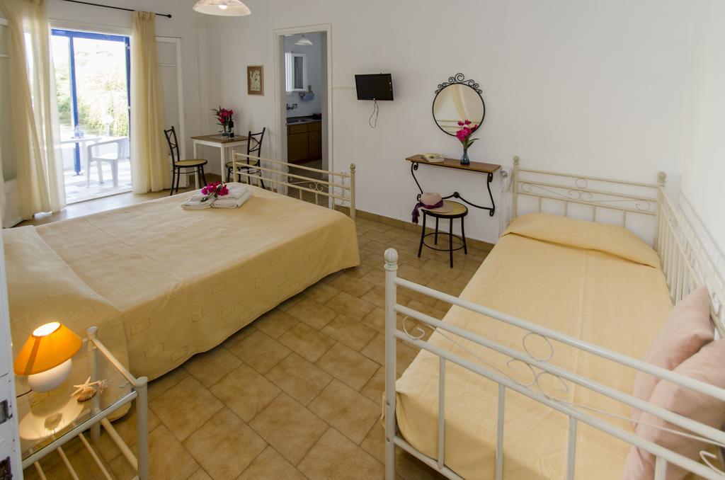 Elena Apartments Pollonia Pokoj fotografie