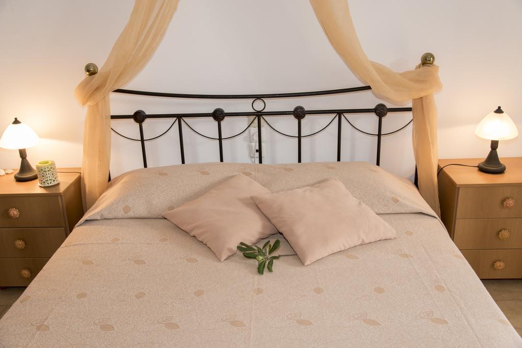 Elena Apartments Pollonia Pokoj fotografie
